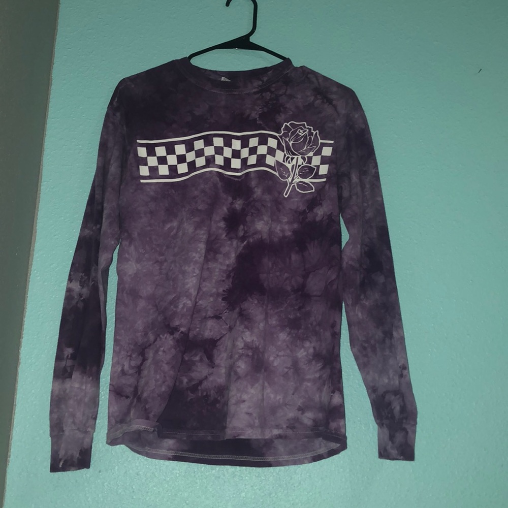 Long sleeve t shirt